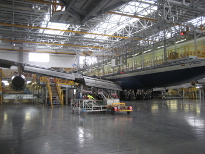 aircraft support and maintenance platform